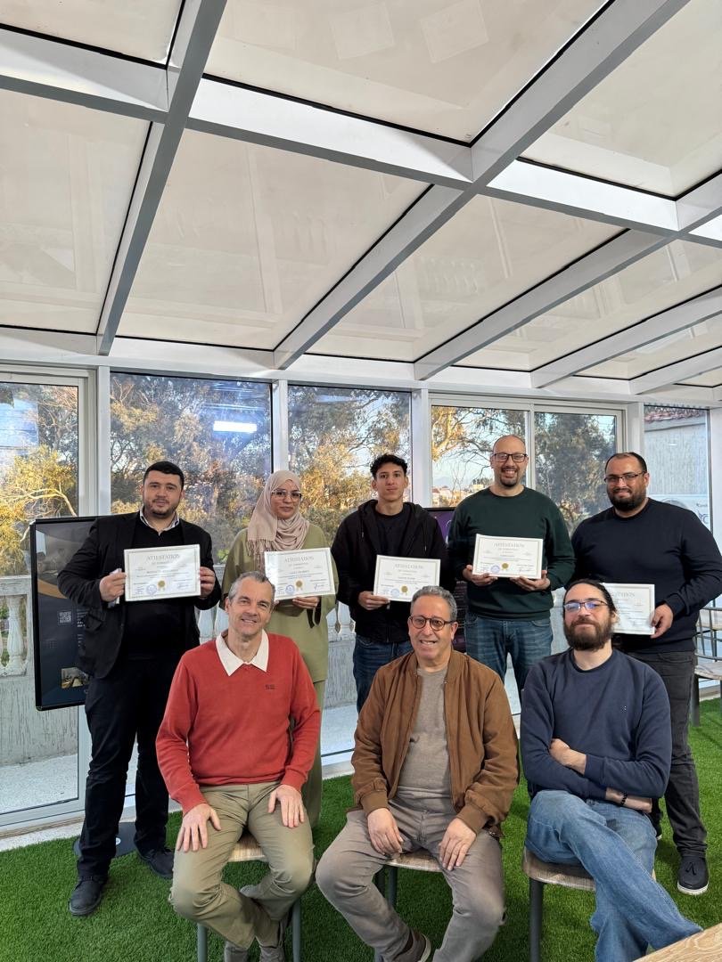 5ef03de9-3def-46fe-a944-2deb9c86d2d9